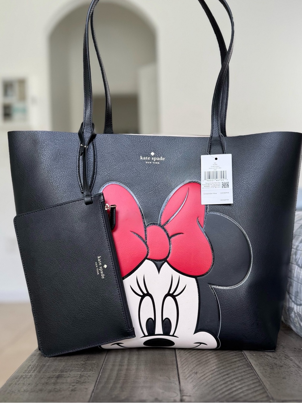 Disney kate spade Minnie Mouse Black Tote with Red Bow NWT